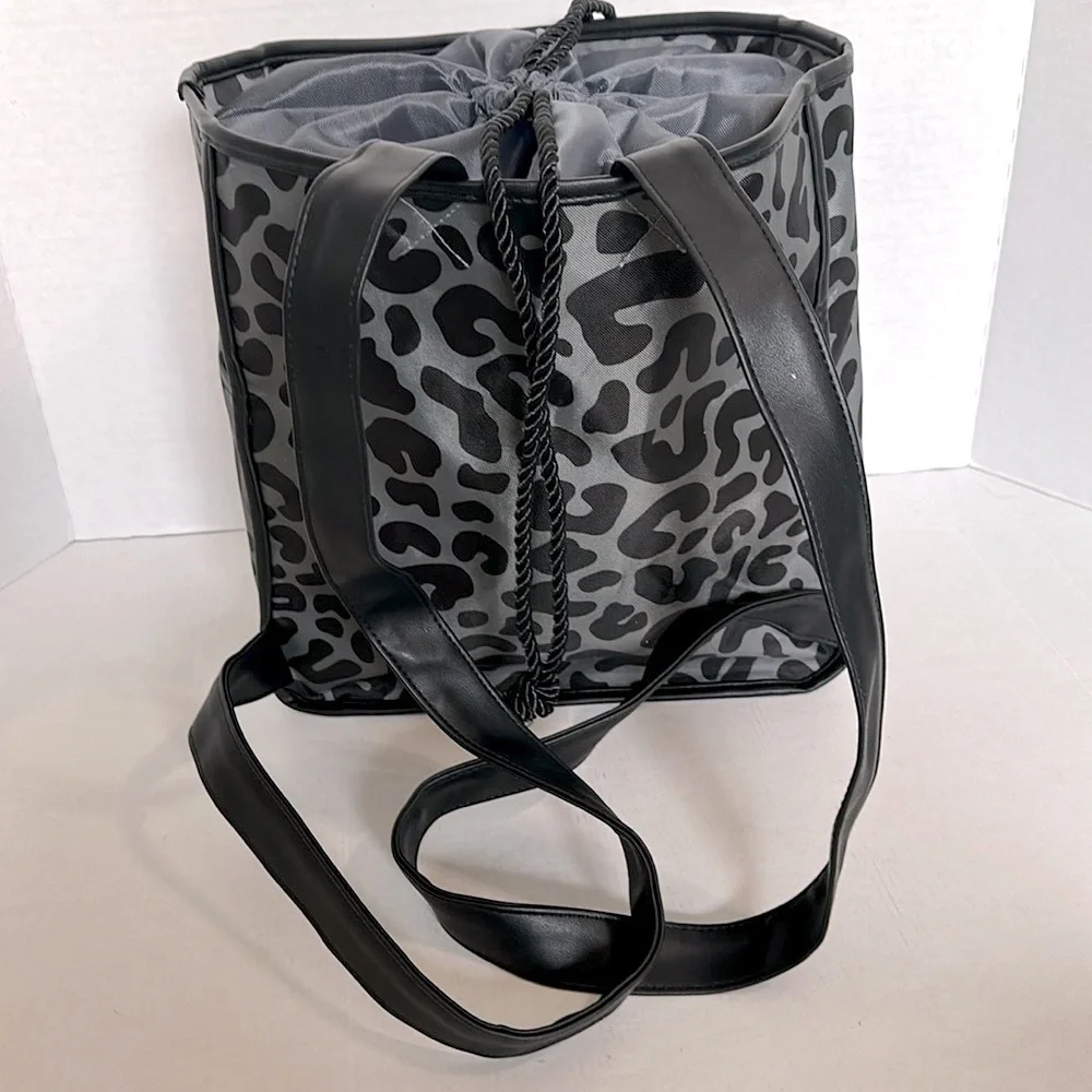 Tanger Outlets Black and Gray Leopard Print tote Bag or back pack w/ drawstring